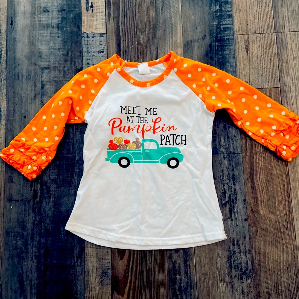 NWOT Girl’s 6/7 pumpkin patch shirt